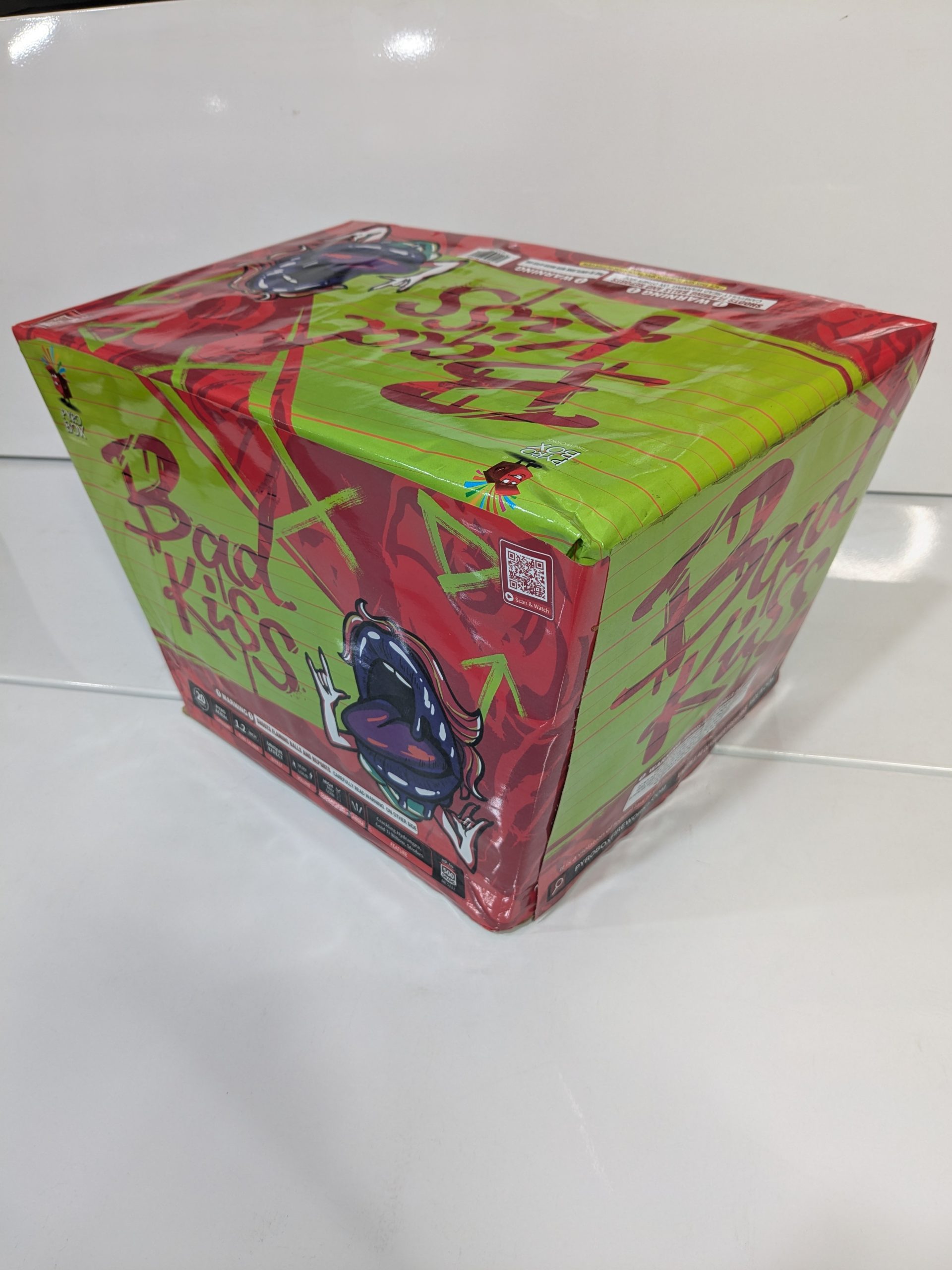 Psycho Kiss – 16 Cake